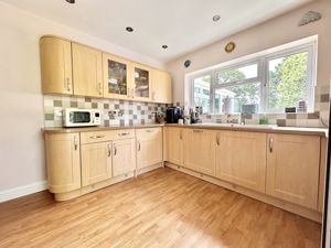 Kitchen - click for photo gallery